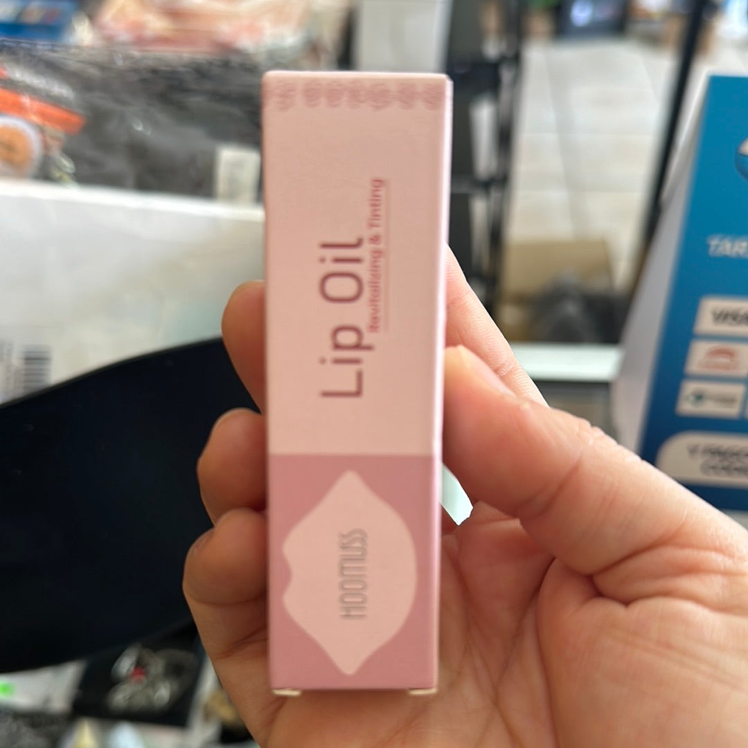 Lip oil