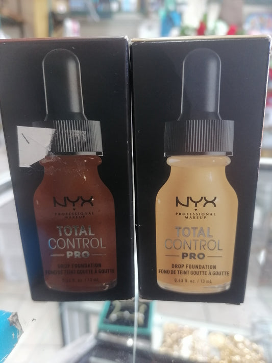 Base NYX Total control pro